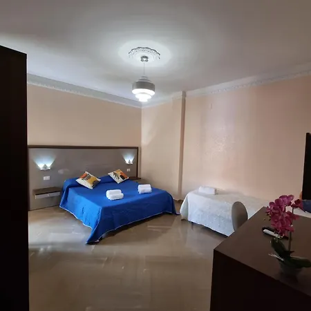 Dimora Costa Del Sole בית הארחה *